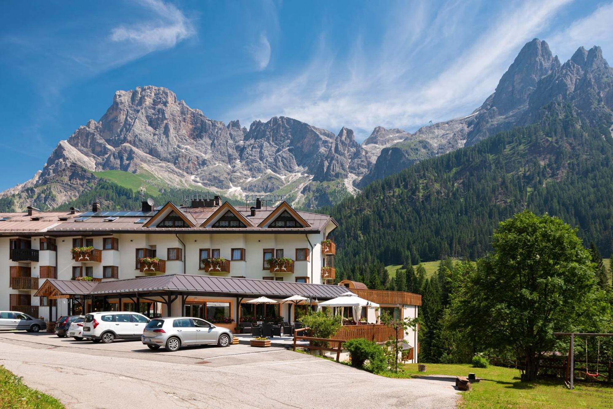 Hotel Europa San Martino Di Castrozza Exterior foto